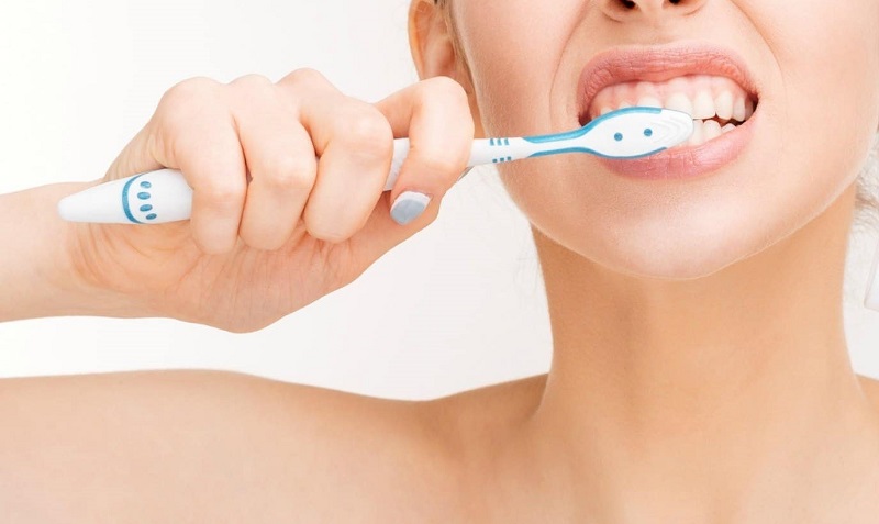 Mẹo chăm sóc răng miệng đúng chuẩn cho cả gia đình