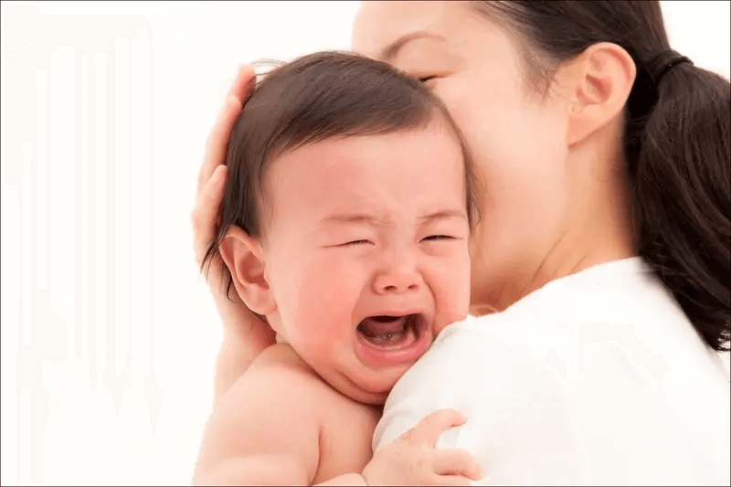 Triệu Chứng Sốt Siêu Vi Ở Trẻ Em Mẹ Cần Biết Và Cách Chăm Sóc Bé Khi Nhiễm Bệnh