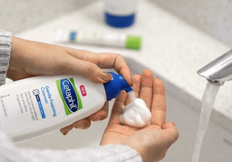 Cách chọn sữa rửa mặt phù hợp cho từng loại da