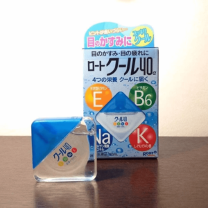 Thuốc nhỏ mắt Rohto Vitamin 40 xanh 12ml Nhật Bản