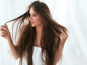 Cách chăm sóc tóc hư tổn tại nhà