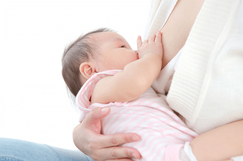Mách Mẹ Cách Tính Lượng Sữa Cho Trẻ Sơ Sinh Theo Cân Nặng Chuẩn Nhất